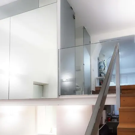 Charming One Bedroom In Moscova Area * Milan