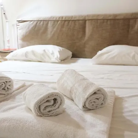 Charming One Bedroom In Moscova Area 米兰