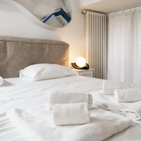 Charming One Bedroom In Moscova Area * 米兰